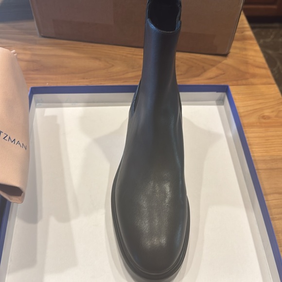 Stuart Weitzman McKenzee Chelsea Boot - Picture 5 of 6